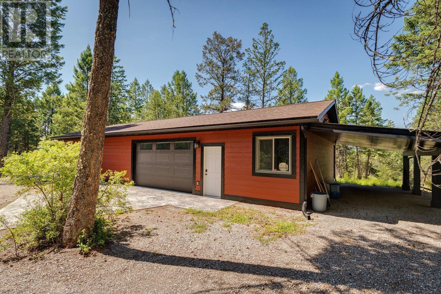 Guest house - 8566 Eacrett Road, Dry Gulch, BC - Outdoor With Exterior