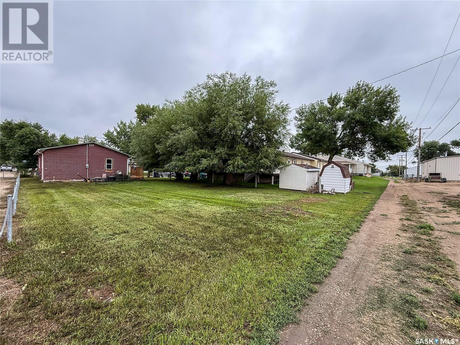 224 Front Street, Eastend, SK - Outdoor