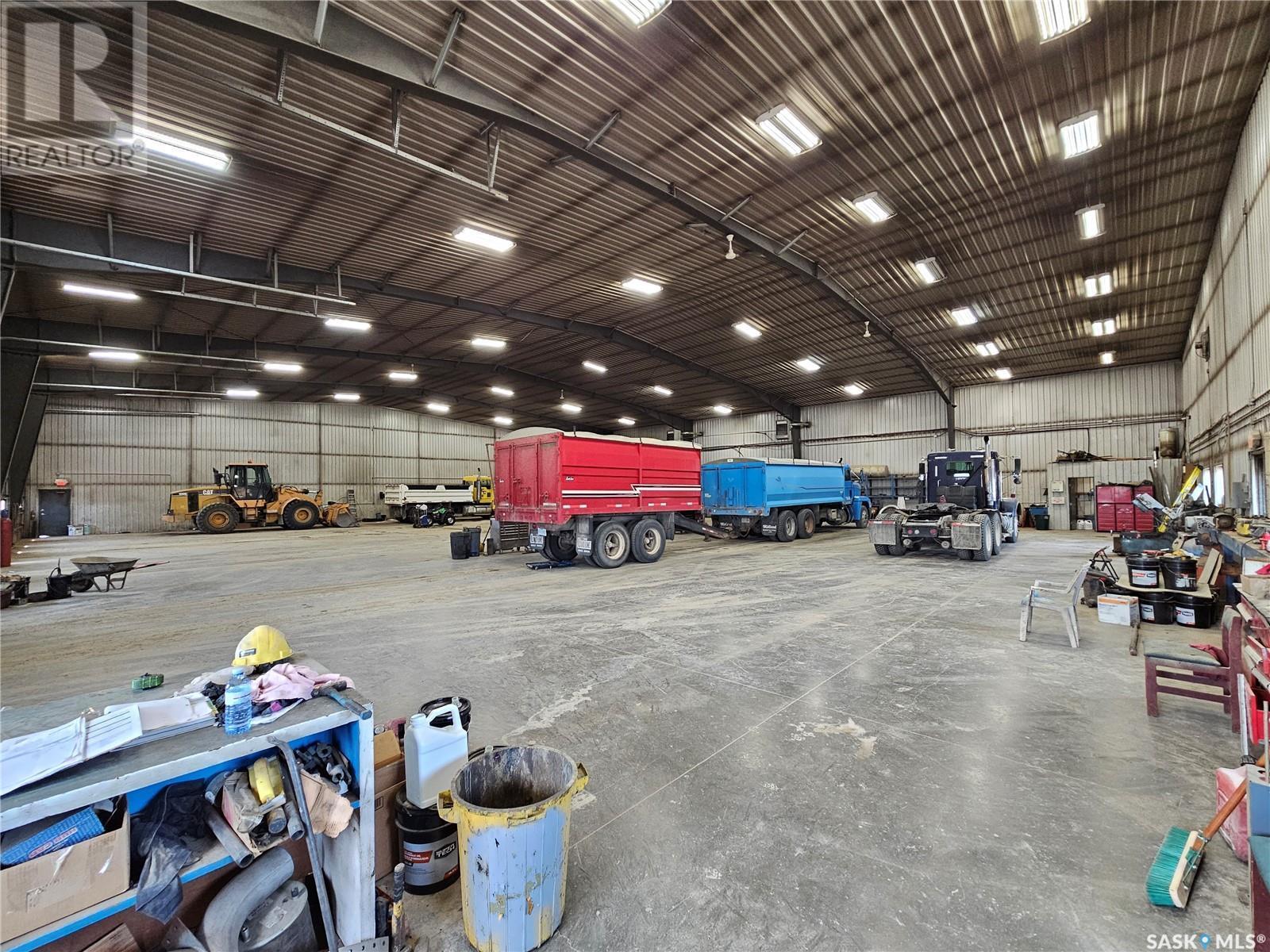 Carlyle Contracting Buildings & Land, Moose Mountain Rm No. 63, SK