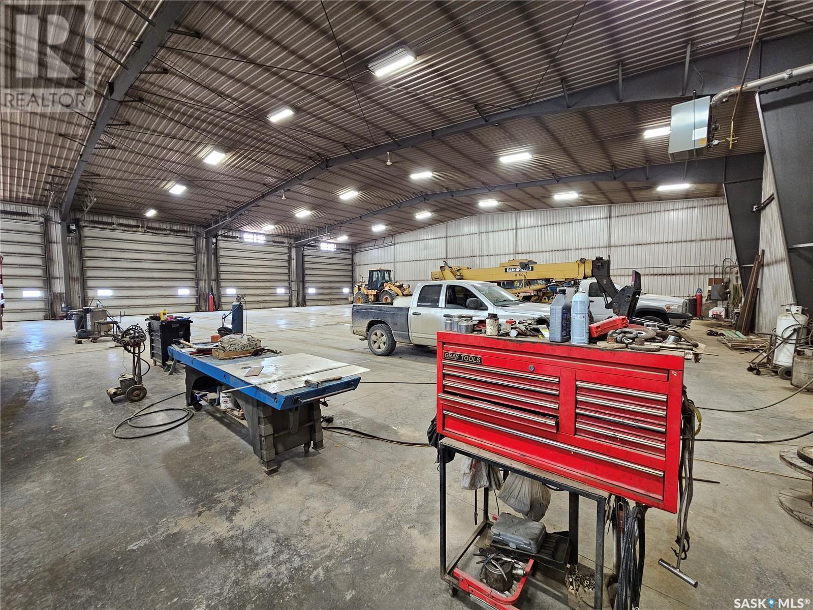 Carlyle Contracting Buildings & Land, Moose Mountain Rm No. 63, SK