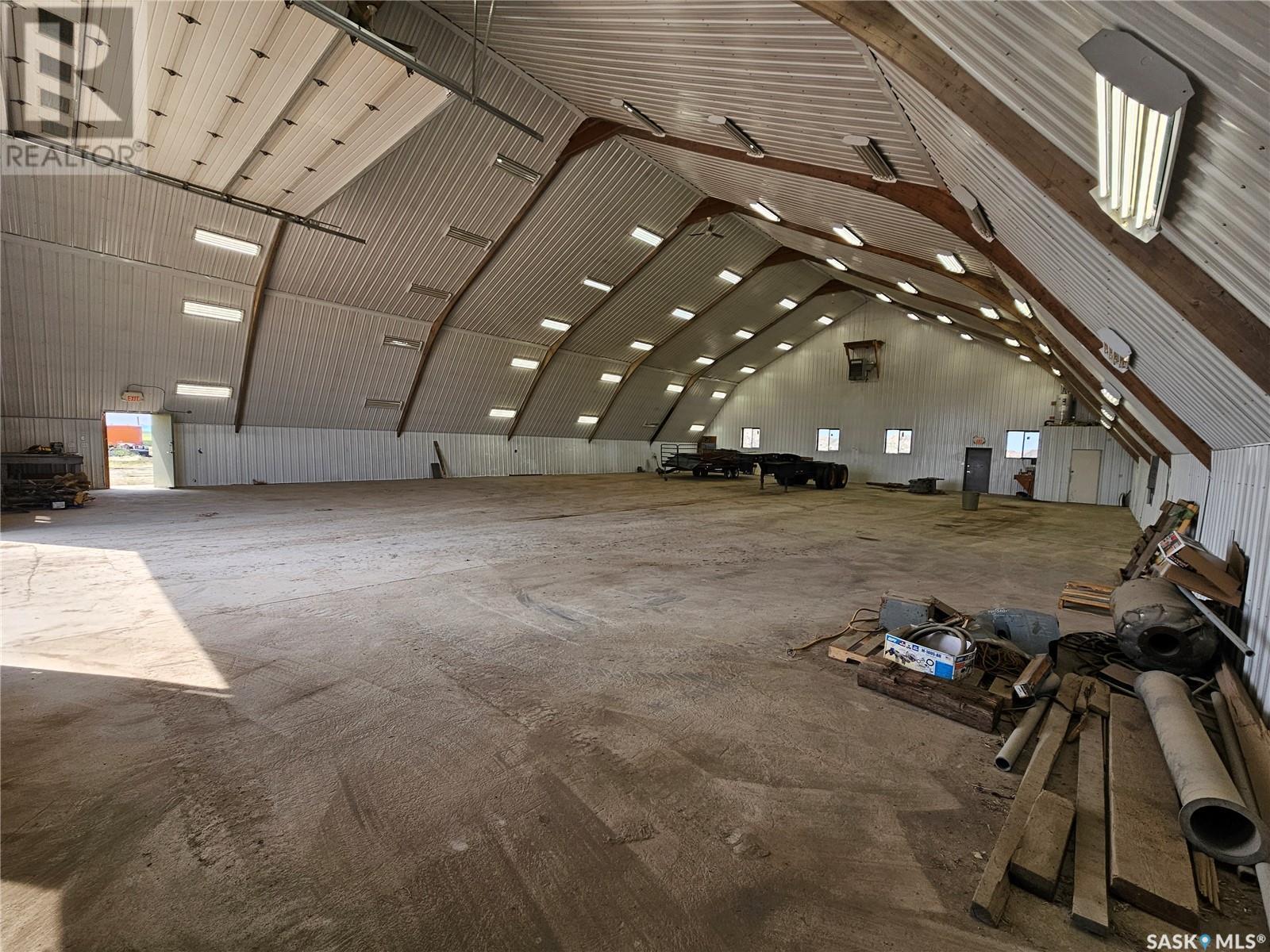 Carlyle Contracting Buildings & Land, Moose Mountain Rm No. 63, SK