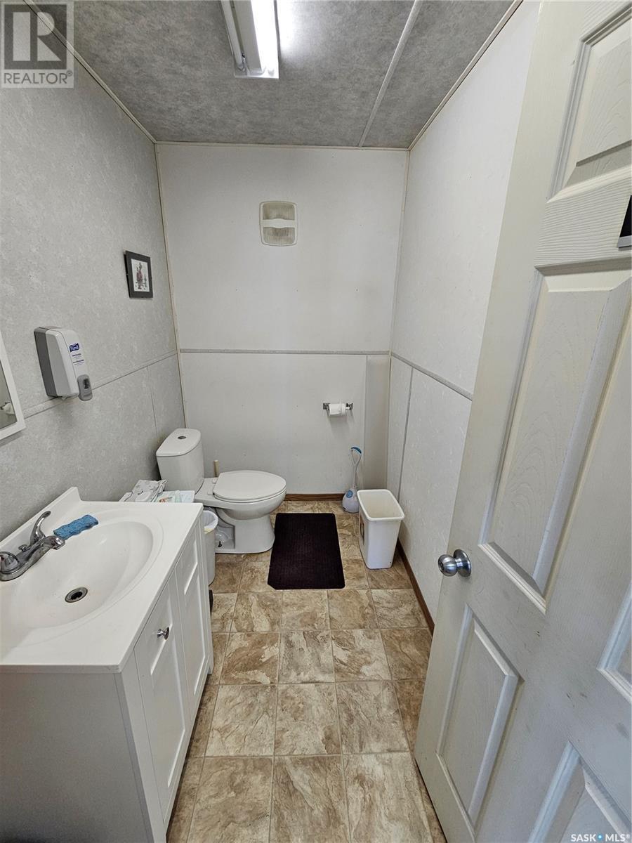 Carlyle Contracting Buildings & Land, Moose Mountain Rm No. 63, SK