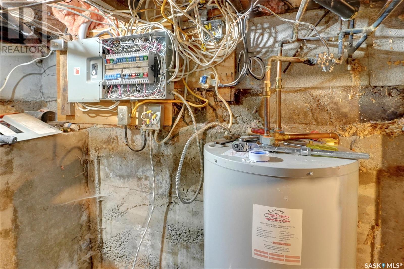 41 Main Street, Tuxford, SK - Indoor Photo Showing Basement