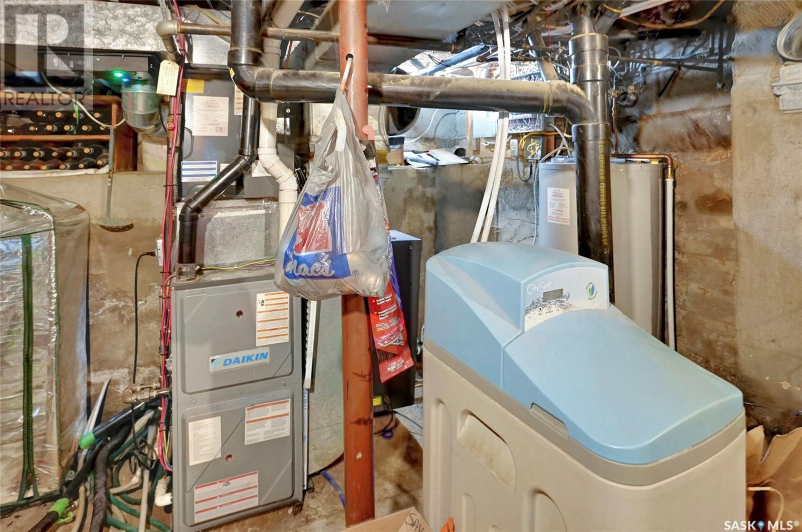 41 Main Street, Tuxford, SK - Indoor Photo Showing Basement