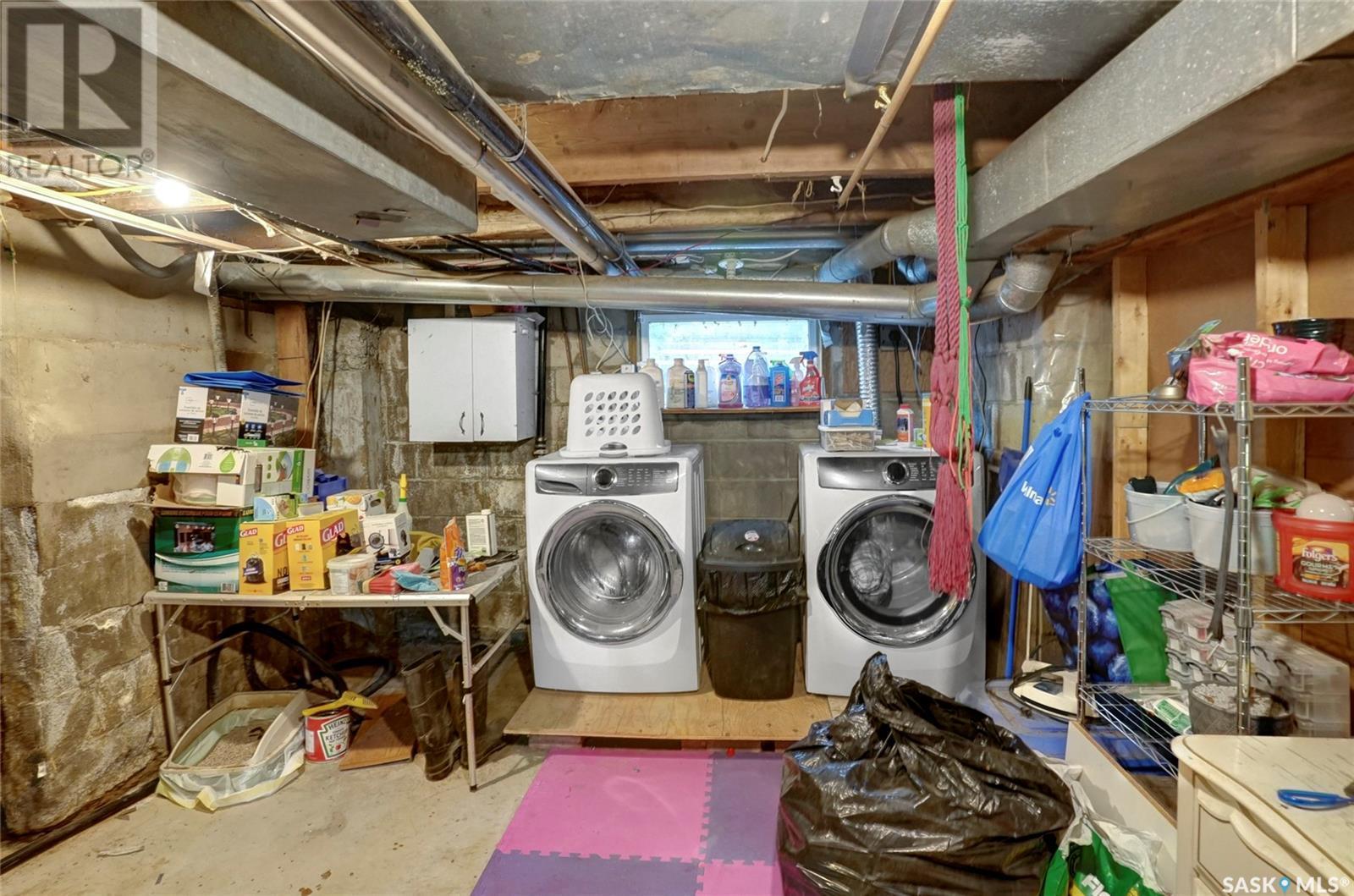 41 Main Street, Tuxford, SK - Indoor Photo Showing Other Room
