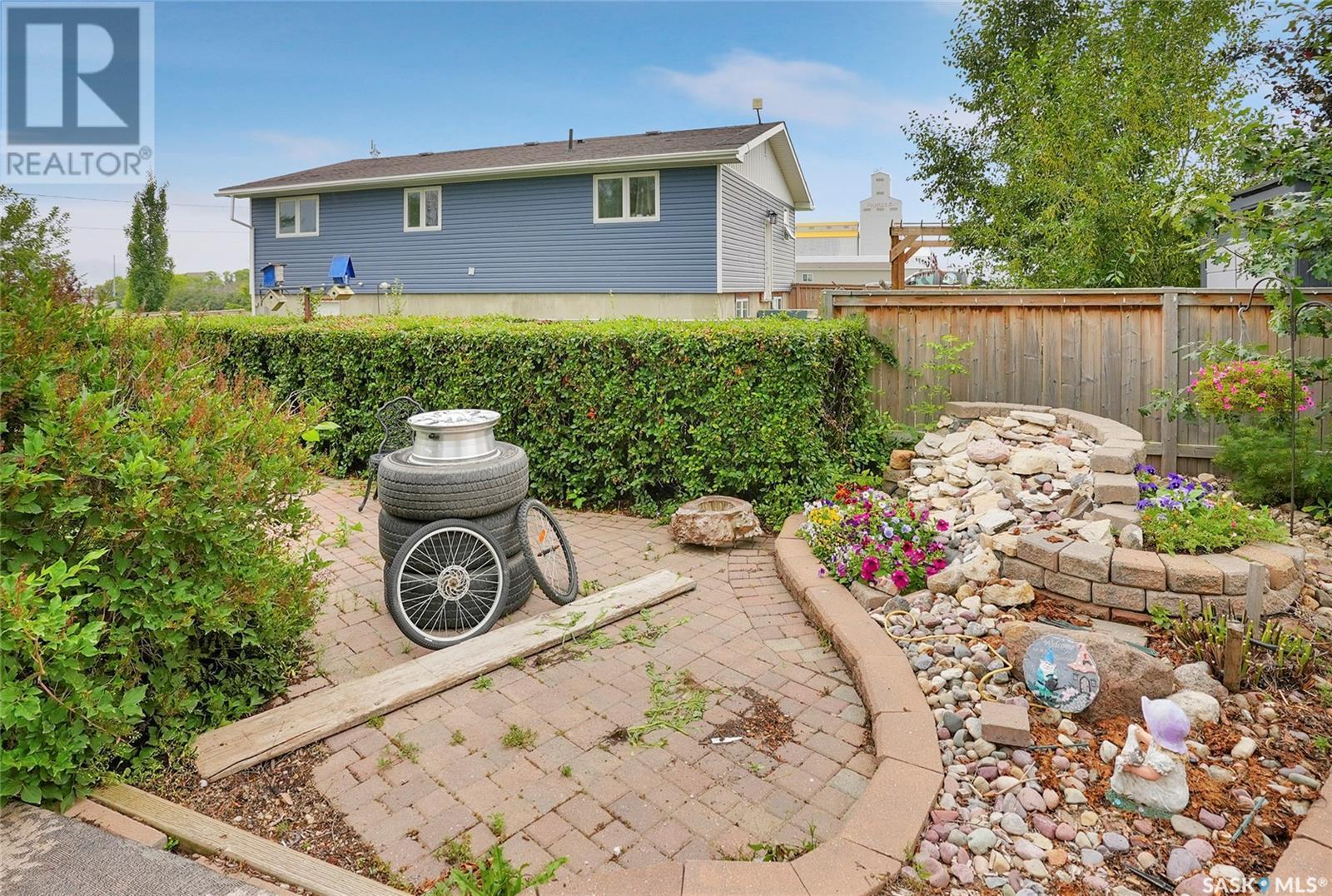 41 Main Street, Tuxford, SK - Outdoor