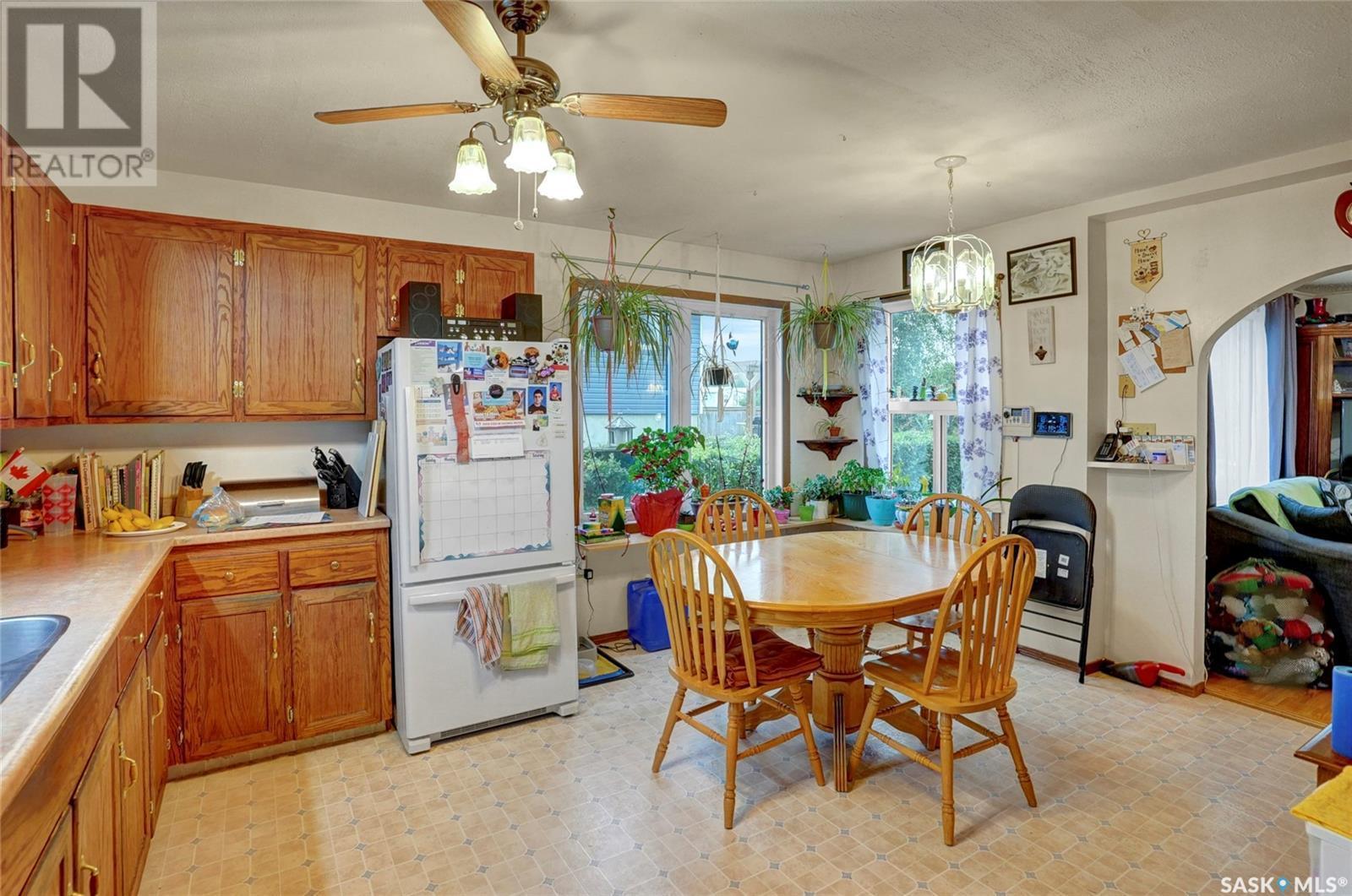 41 Main Street, Tuxford, SK - Indoor