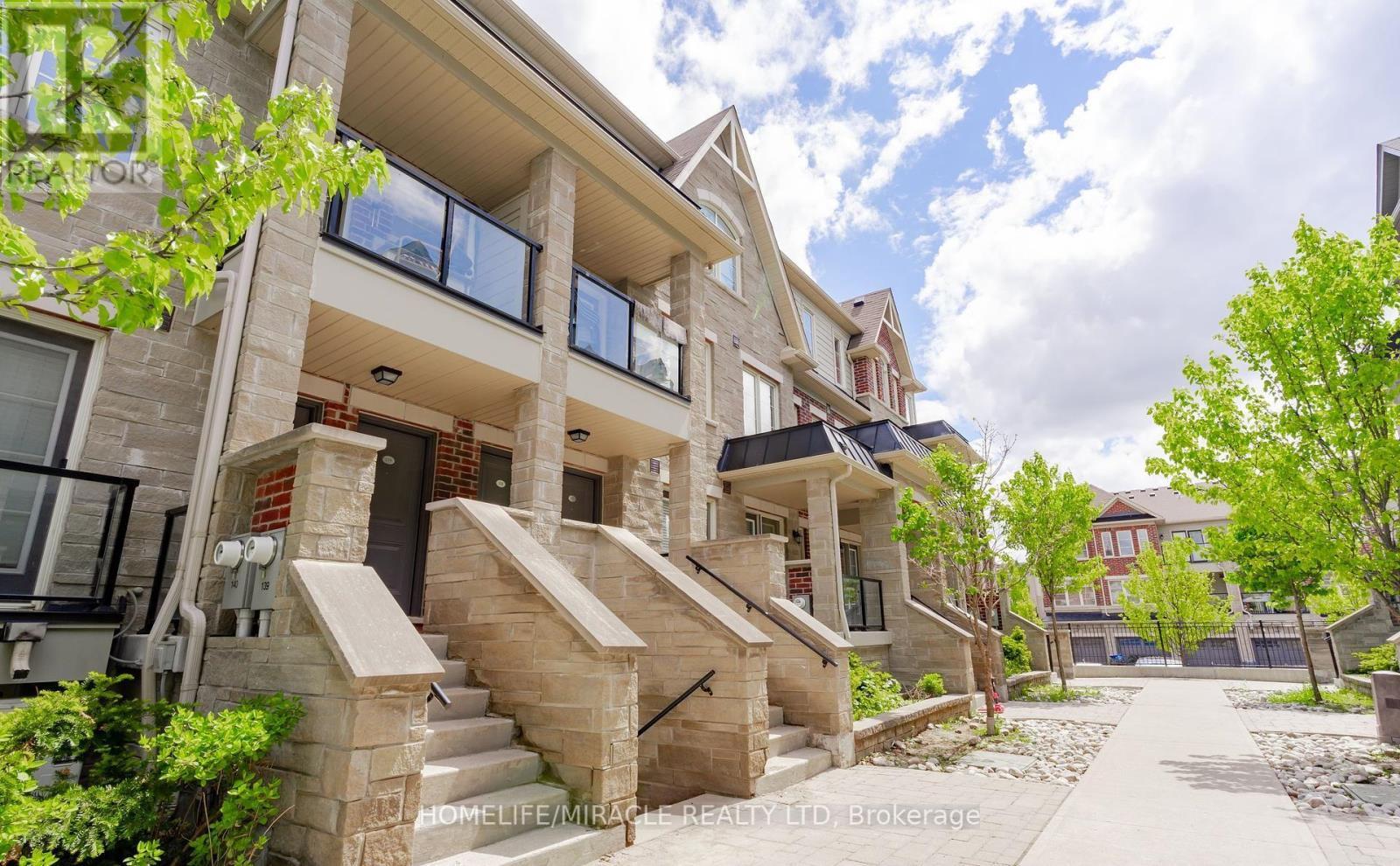 140 - 200 Veterans Drive, Brampton, ON - Outdoor