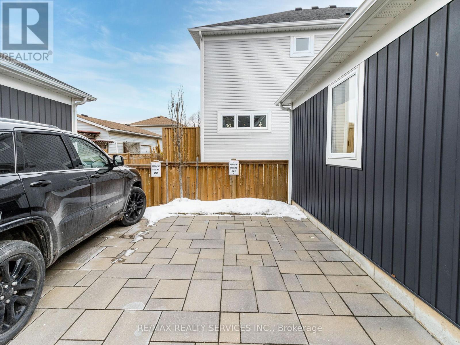 18 Princeton Common Street, St. Catharines, ON - Outdoor With Exterior