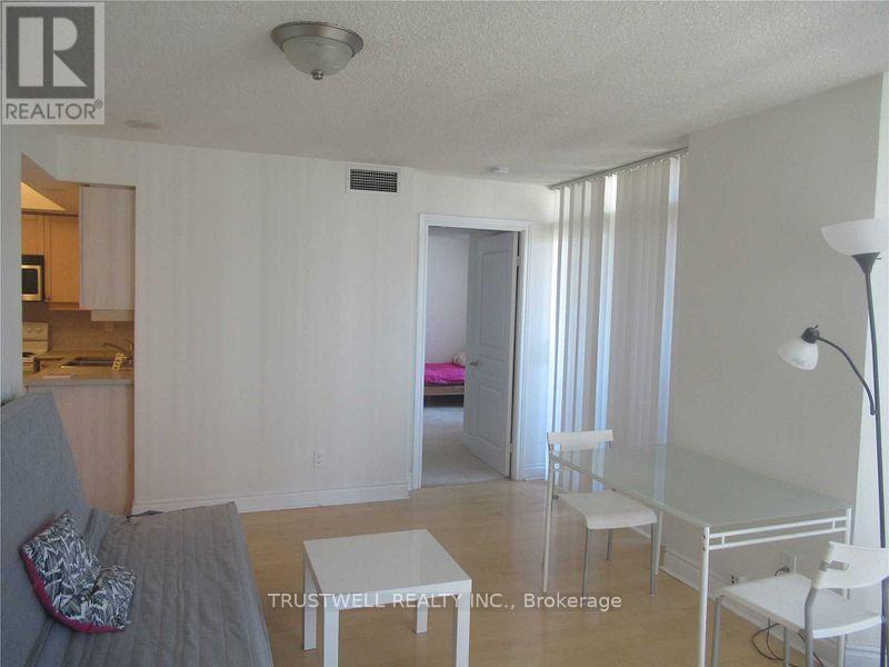 1618 - 15 Northtown Way, Toronto, ON - Indoor