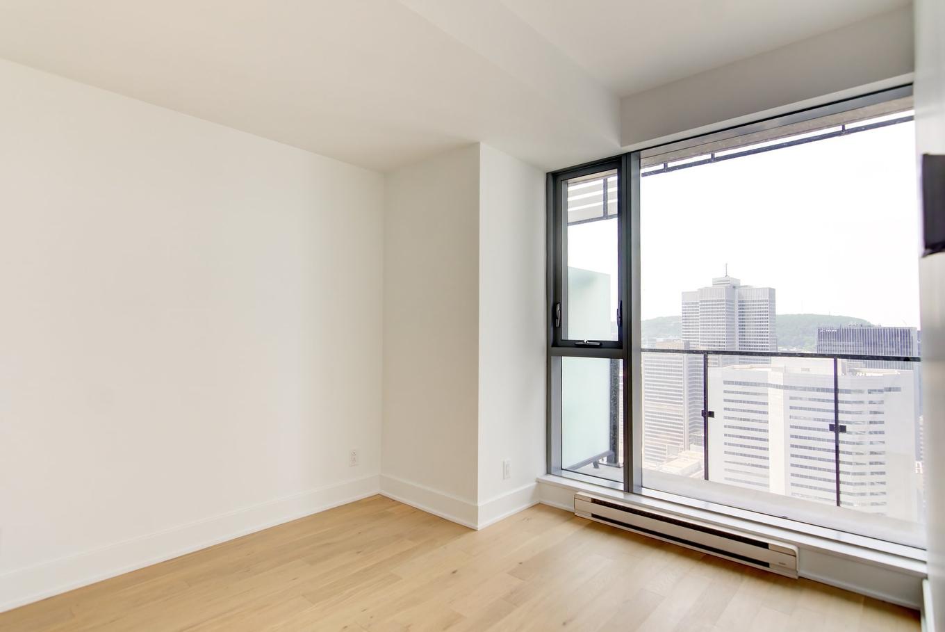 Primary bedroom - 4702-720 Rue St-Jacques, Montréal (Ville-Marie), QC - Indoor Photo Showing Other Room