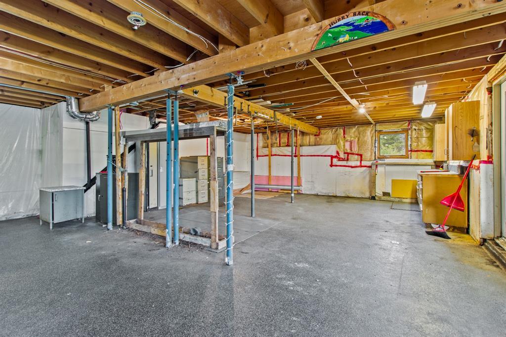 215 Main Street, Long Harbour, NL