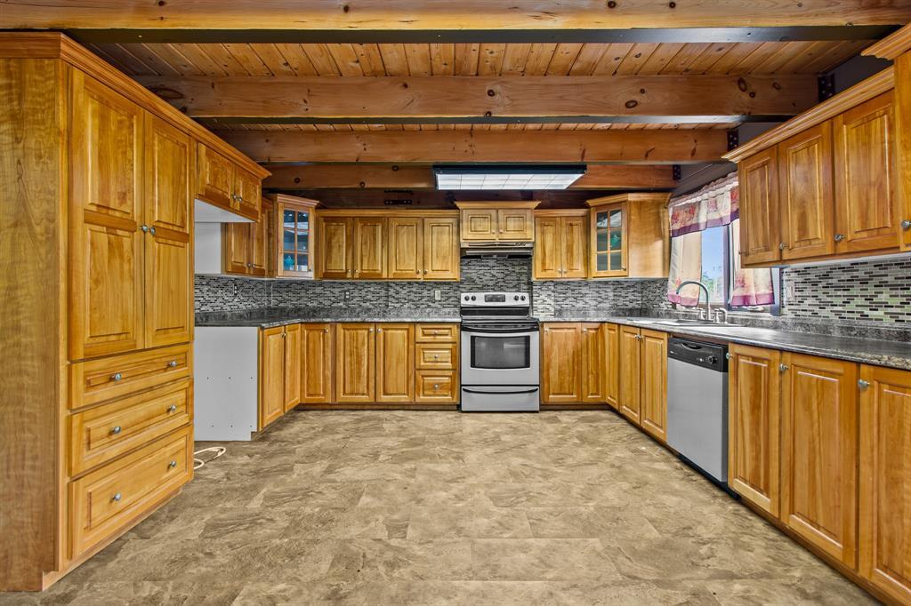 215 Main Street, Long Harbour, NL