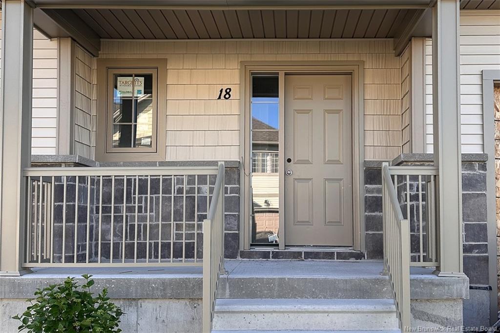 18 Huntingdon Ci, Fredericton, NB