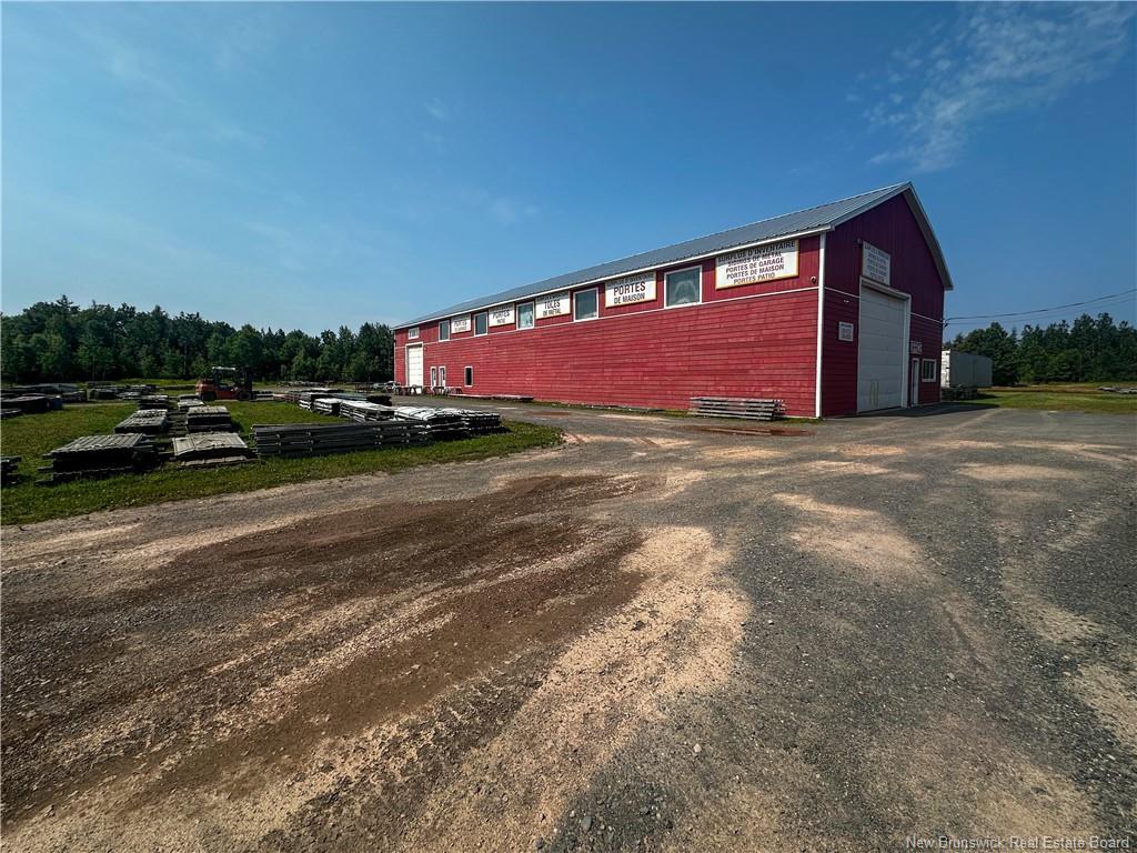 351 1E Rue, Shippagan, NB