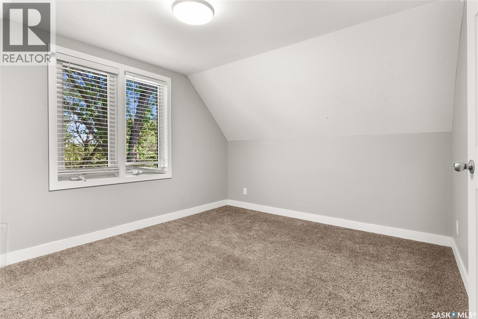 2358 Montreal Street, Regina, SK - Indoor Photo Showing Other Room