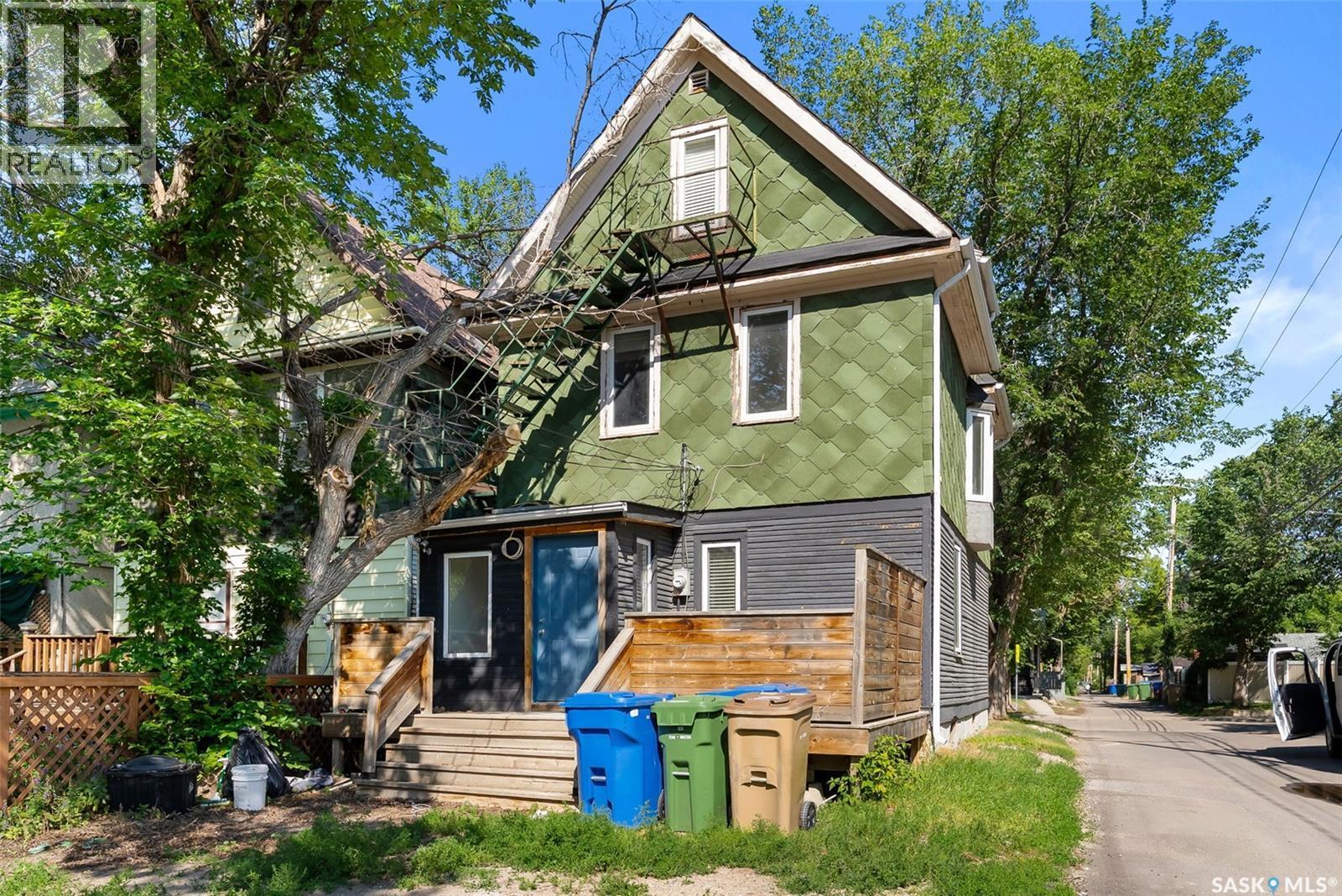 2358 Montreal Street, Regina, SK - Outdoor