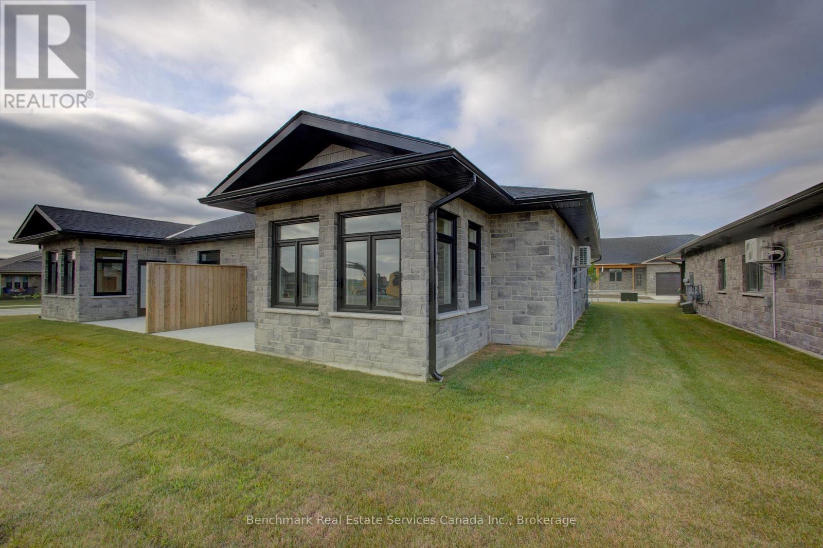 63 Cavalier Crescent, Huron-Kinloss, ON - Outdoor