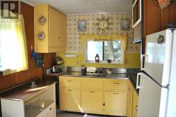 Bunkie Kitchenette -