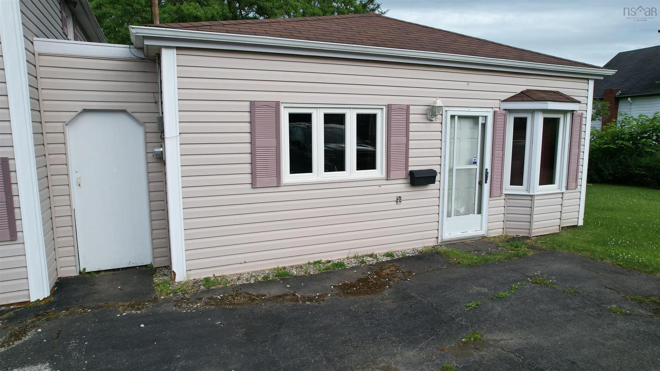 163 Upper Mclean Street, Glace Bay, NS