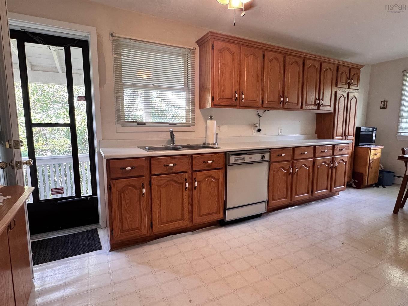 163 Upper Mclean Street, Glace Bay, NS