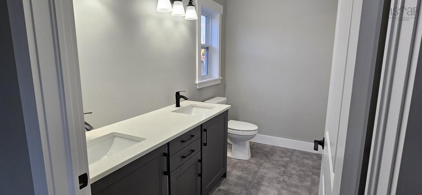 23 Perry Crescent, Stewiacke, NS