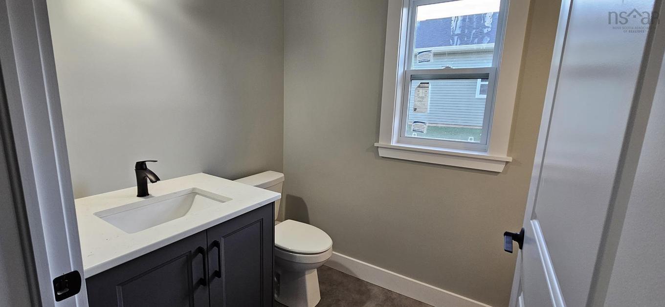 23 Perry Crescent, Stewiacke, NS