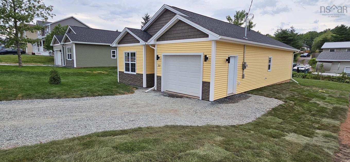 23 Perry Crescent, Stewiacke, NS