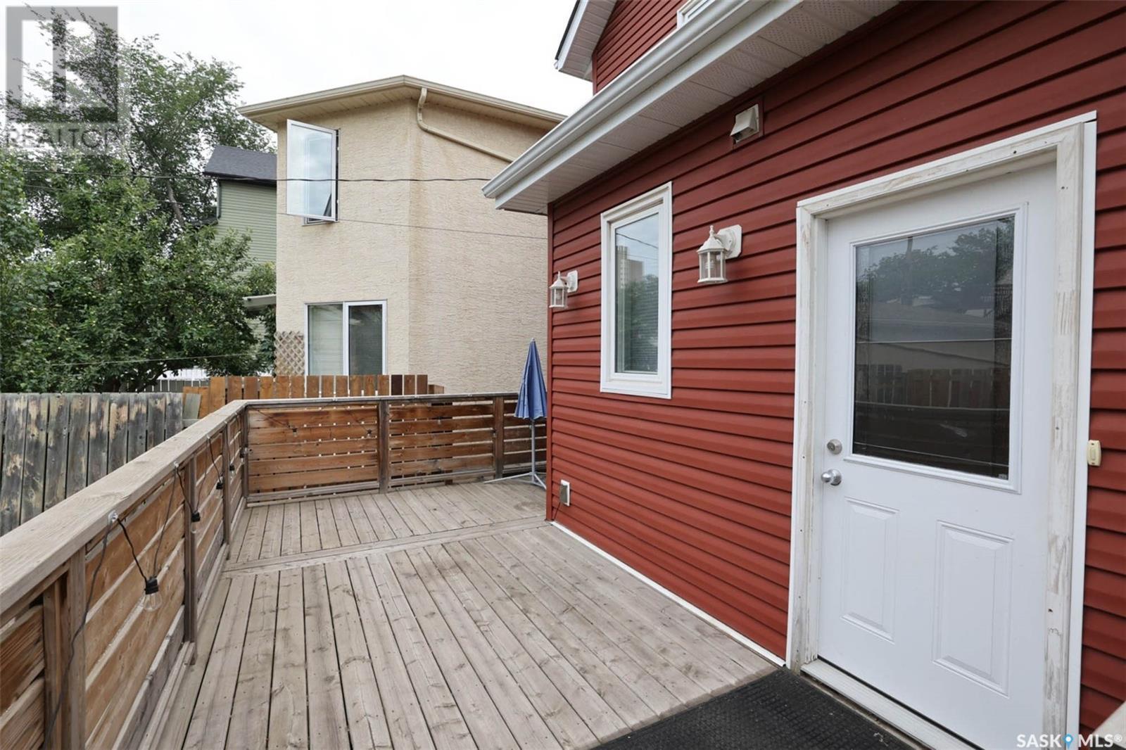 2248 Halifax Street, Regina, SK - Outdoor With Exterior