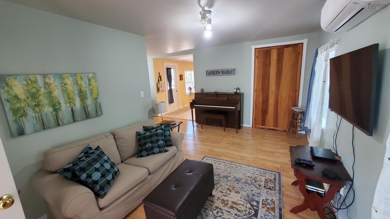 273 Main Street, Parrsboro, NS