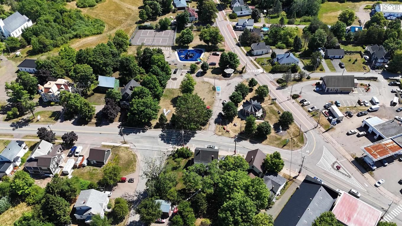 273 Main Street, Parrsboro, NS