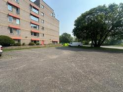 235 Ross Street Thunder Bay, ON P7E 1B4