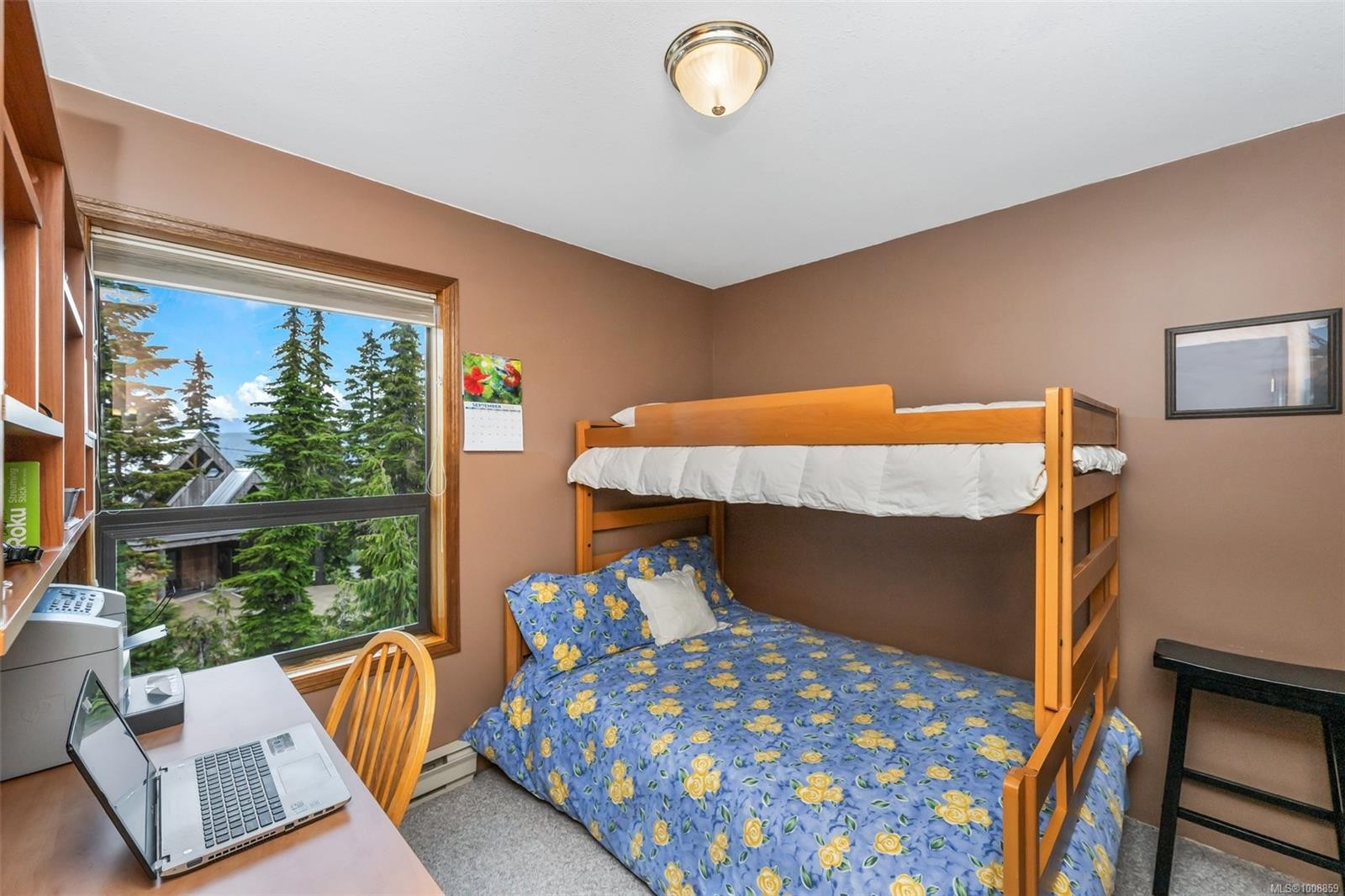 886 Jutland Terr, Courtenay, BC