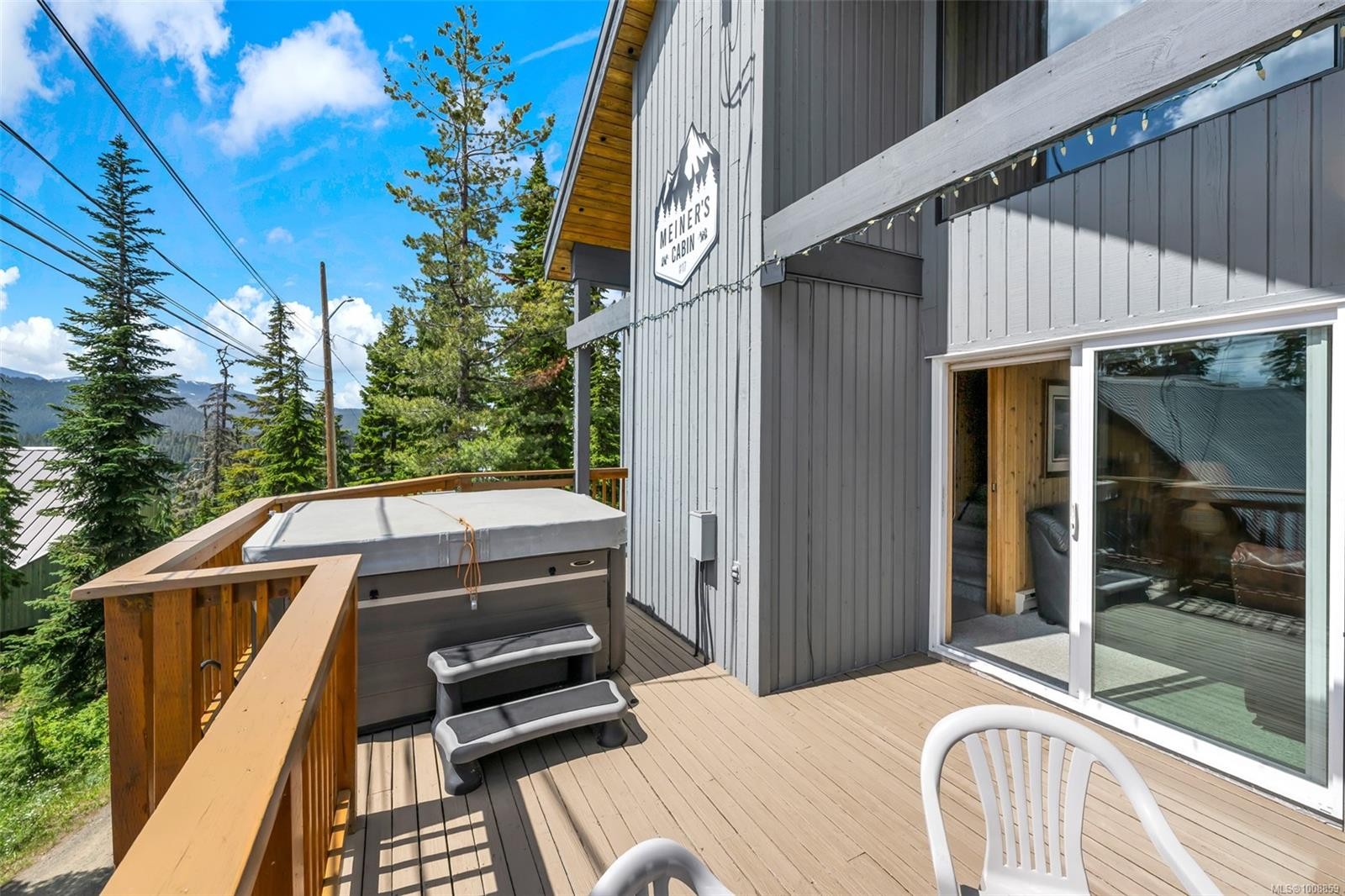 886 Jutland Terr, Courtenay, BC