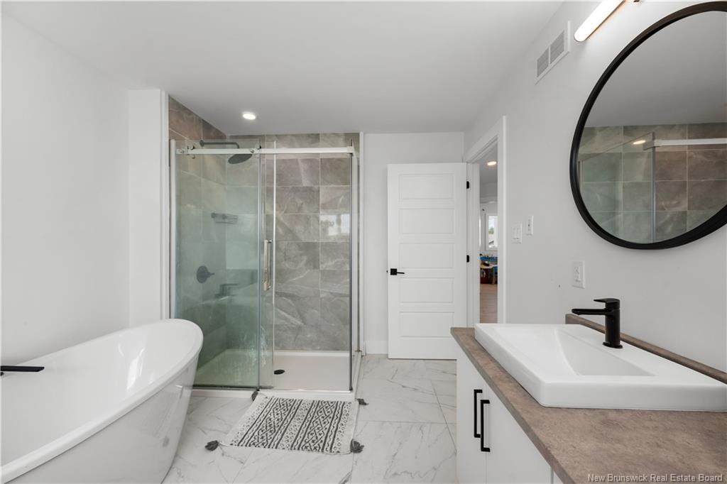 70 Genaration Ave, Moncton, NB