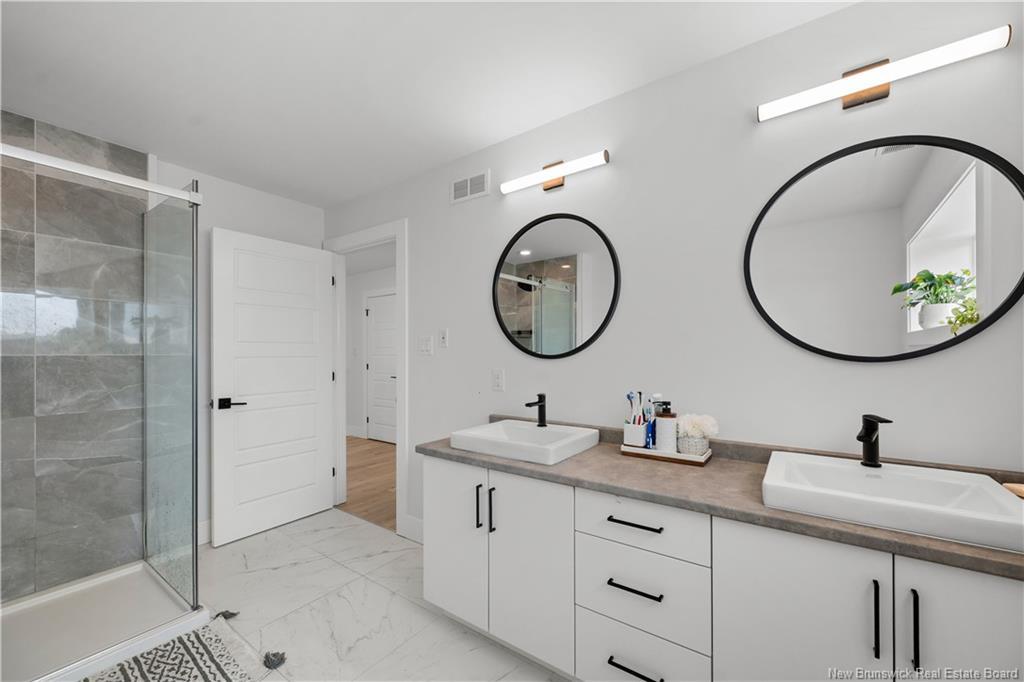 70 Genaration Ave, Moncton, NB