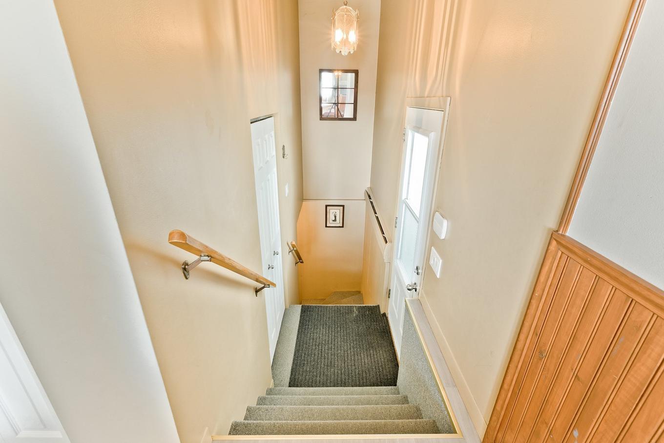 Staircase - 3310 Rue Galt O., Sherbrooke (Les Nations), QC - Indoor Photo Showing Other Room