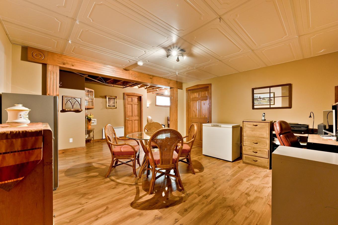 Family room - 3310 Rue Galt O., Sherbrooke (Les Nations), QC - Indoor