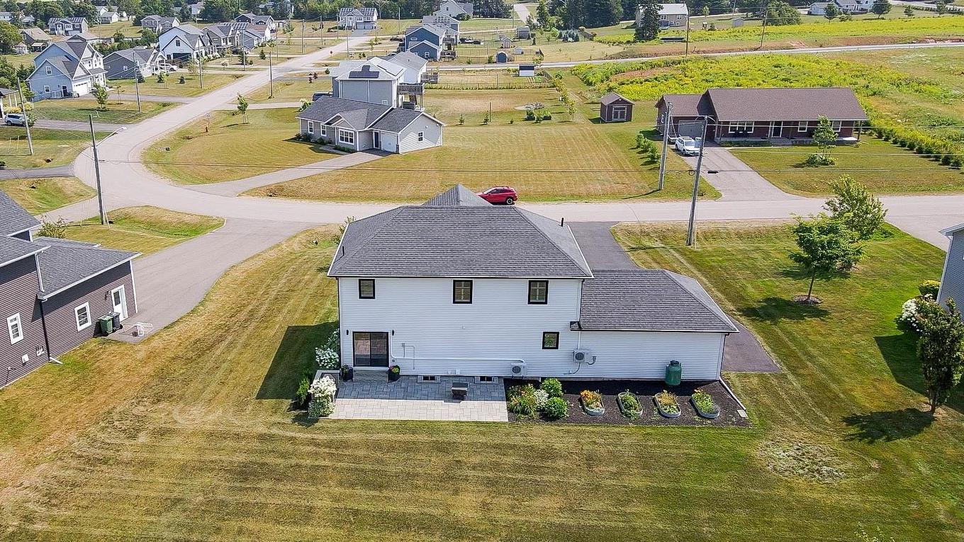 42 Mcgregor Drive, Stratford, PE