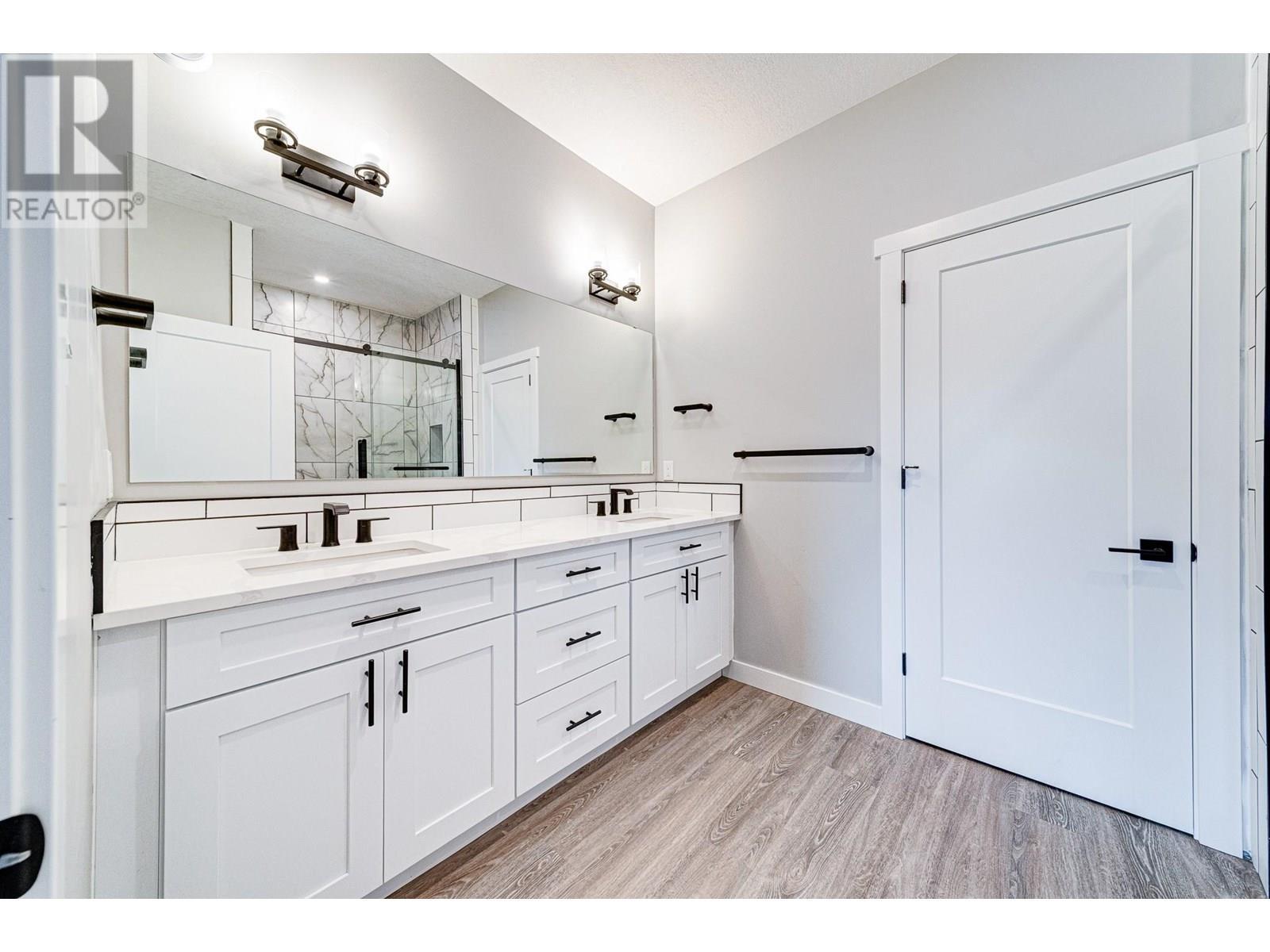 2258 Black Hawk Drive, Sparwood, BC - Indoor