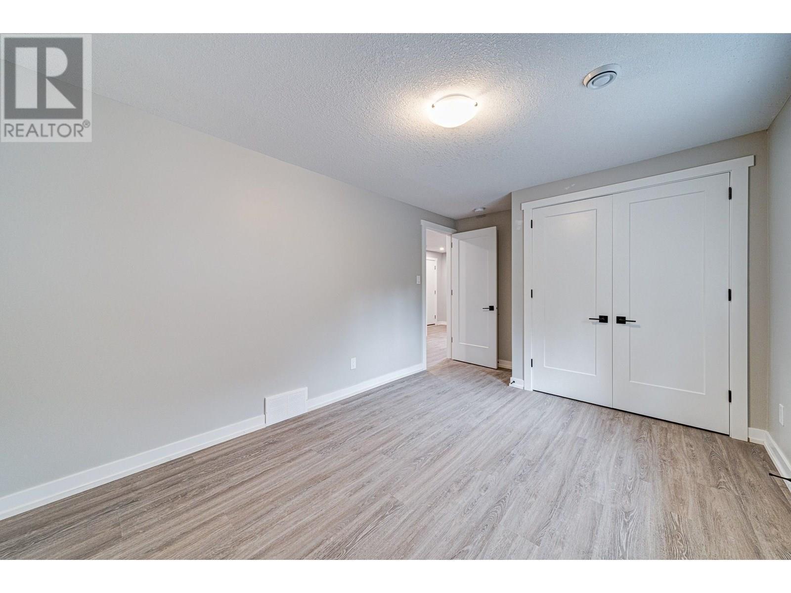 2258 Black Hawk Drive, Sparwood, BC - Indoor Photo Showing Other Room