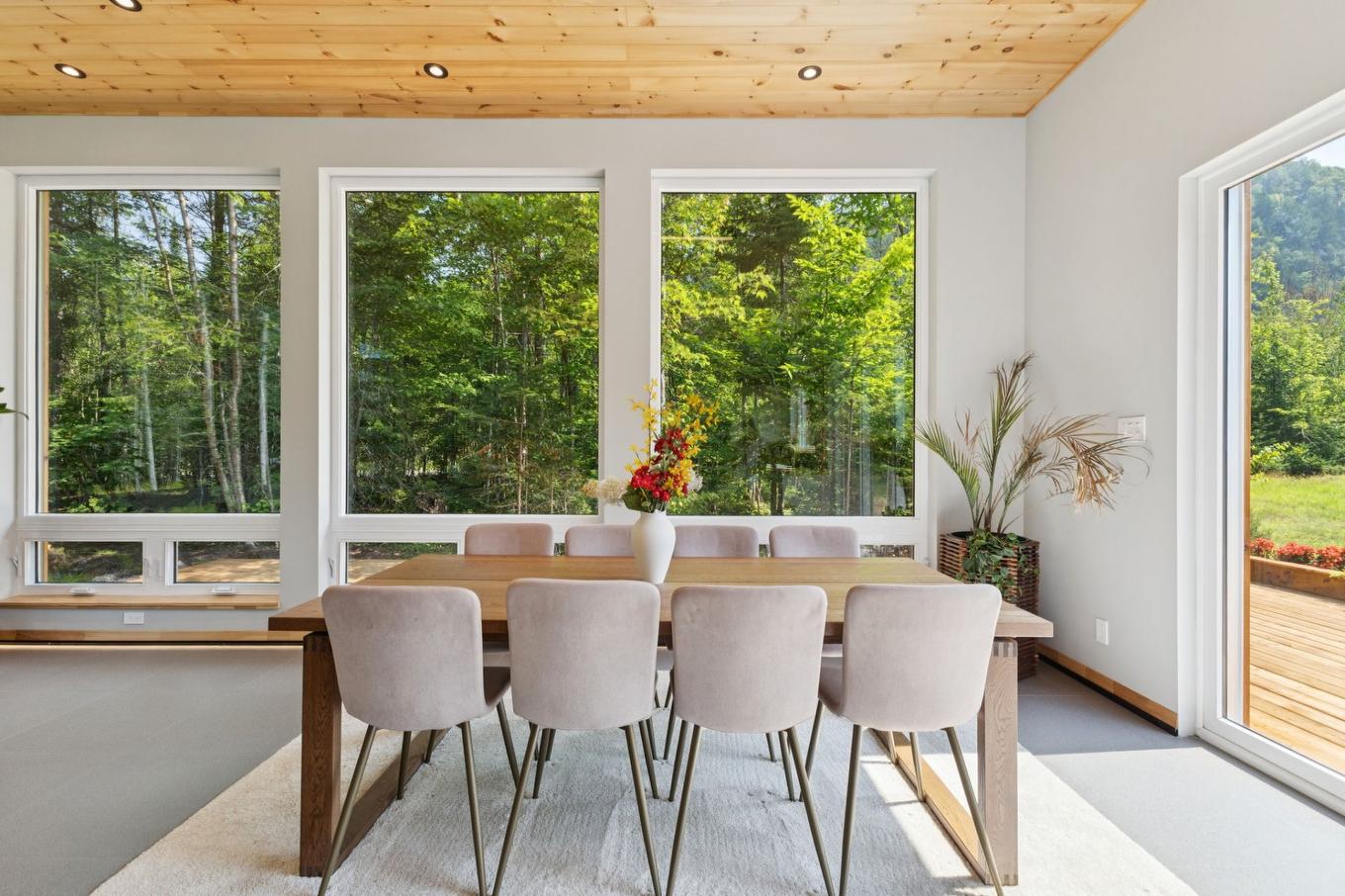 Dining room - 85 Ch. De La Paroi-Rocheuse, Lac-Supérieur, QC - Indoor Photo Showing Dining Room