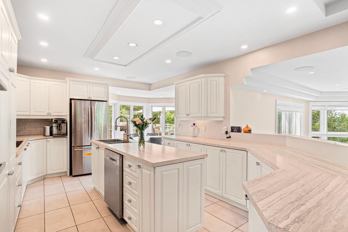 Kitchen - 851 - 853 Ch. Morgan, Saint-Adolphe-D'Howard, QC - Indoor Photo Showing Kitchen With Upgraded Kitchen