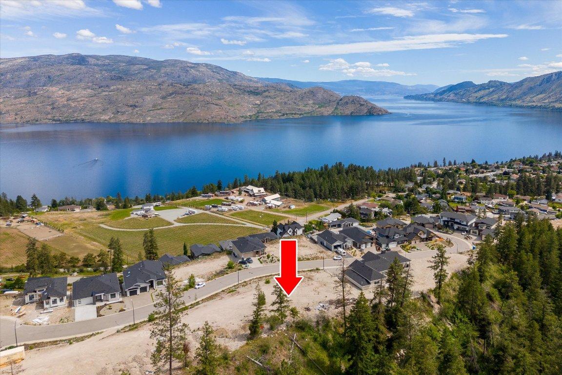6037 Gerrie Road, Peachland, BC - Outdoor With Body Of Water With View