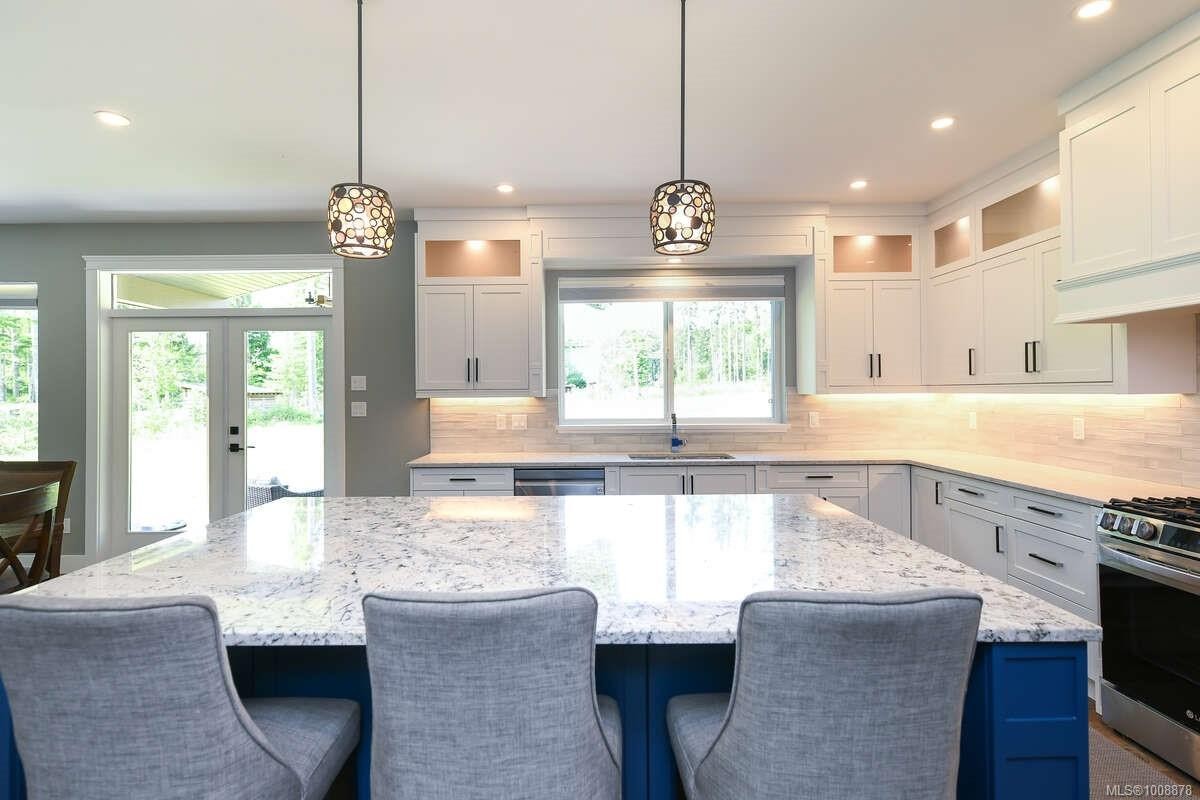 2390 Barbara Rd, Courtenay, BC