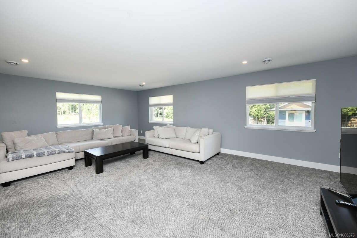 2390 Barbara Rd, Courtenay, BC