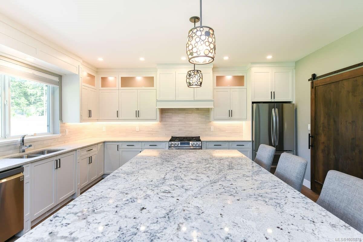 2390 Barbara Rd, Courtenay, BC