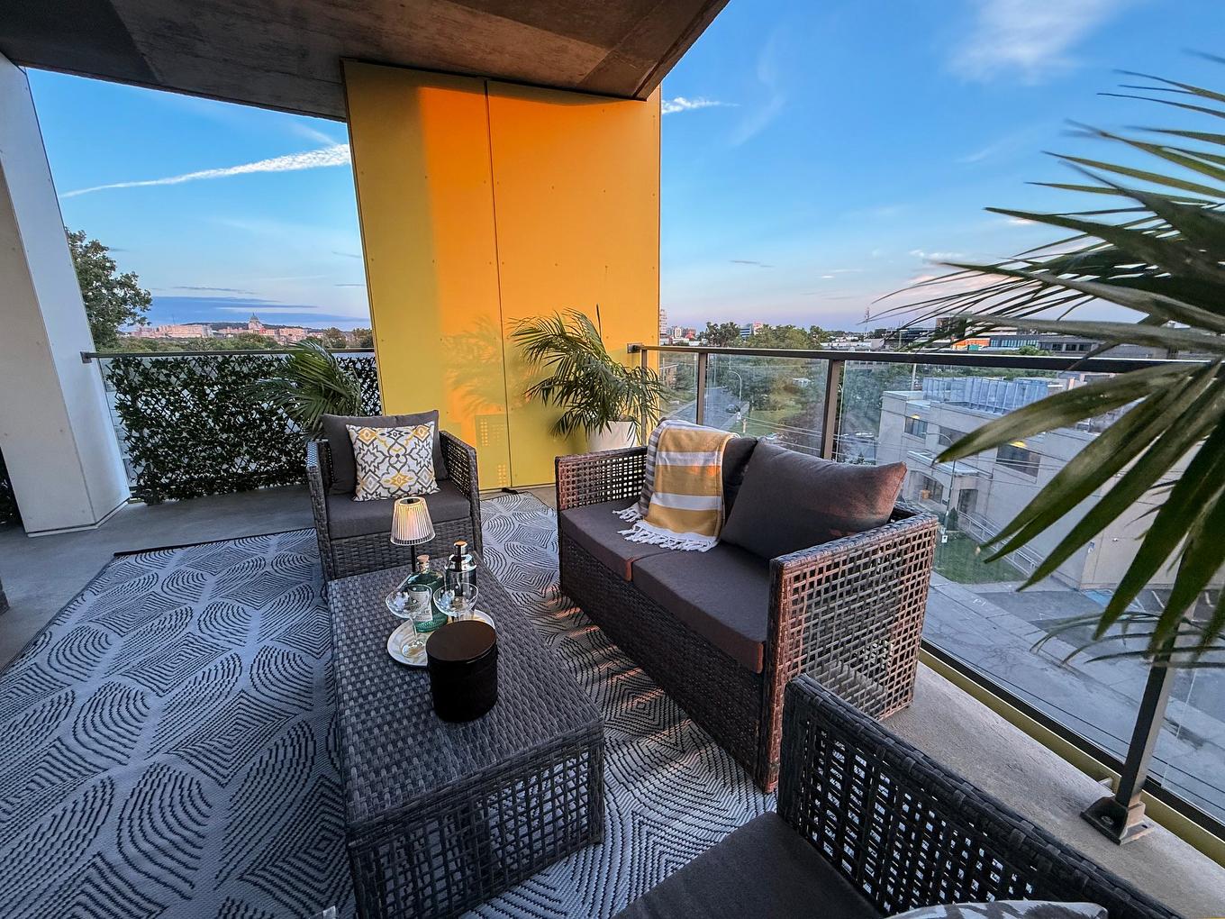 Patio - 511-2335 Ch. Manella, Mont-Royal, QC - Outdoor With Deck Patio Veranda With Exterior