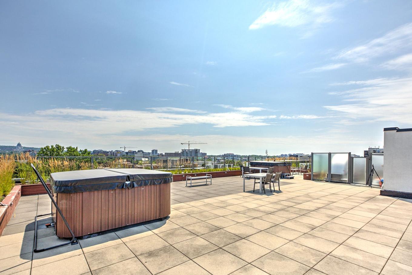 Patio - 511-2335 Ch. Manella, Mont-Royal, QC - Outdoor With View