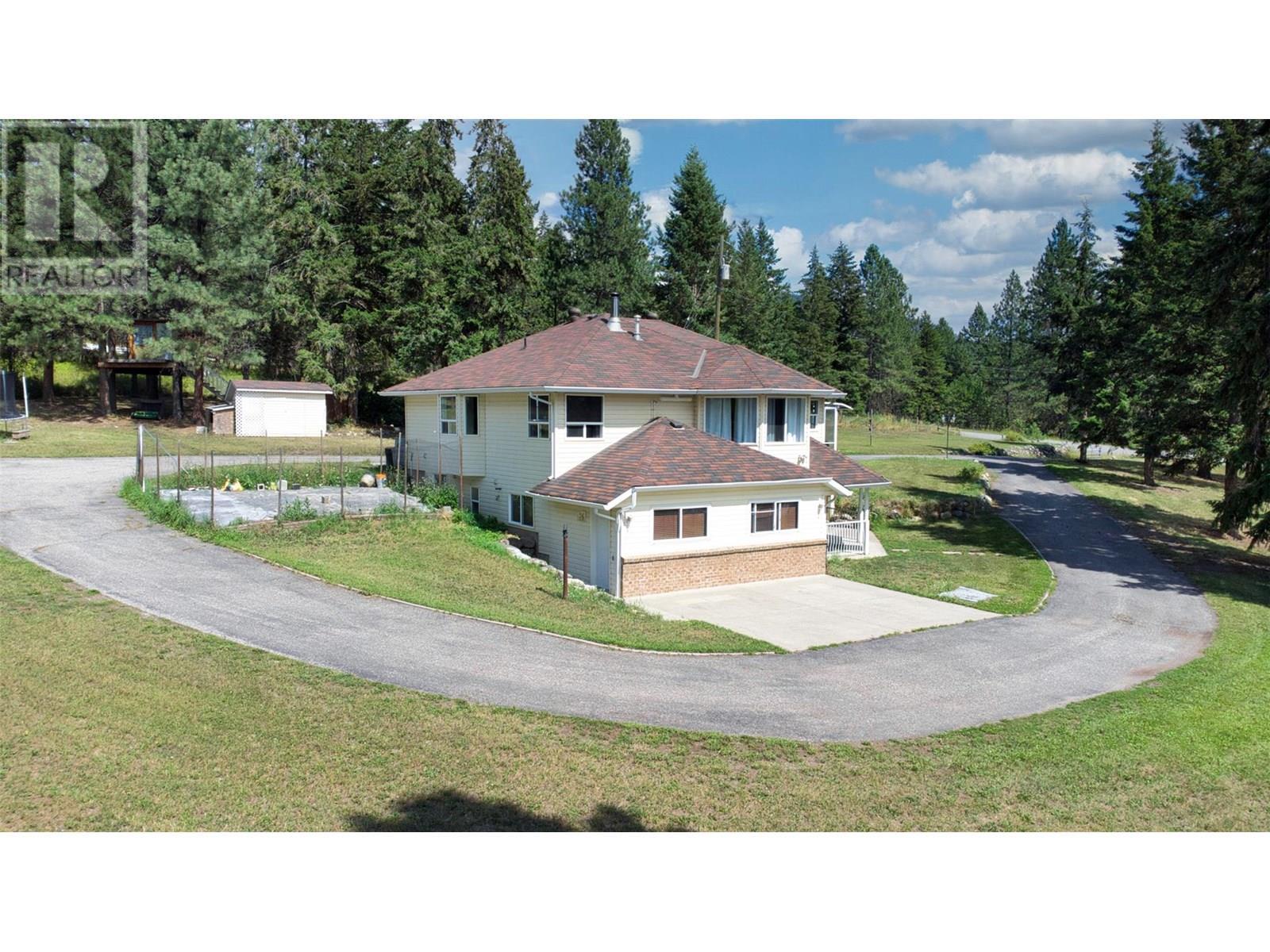 90 Mcinnes Road, Lumby, BC - Outdoor